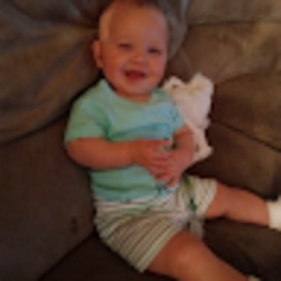 Meet your Posher, Olivia - Picture 1 of 1